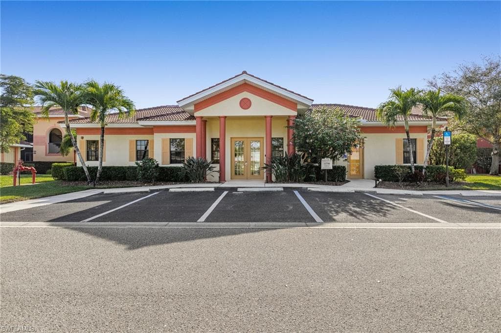 13671 Julias WAY 1225-29