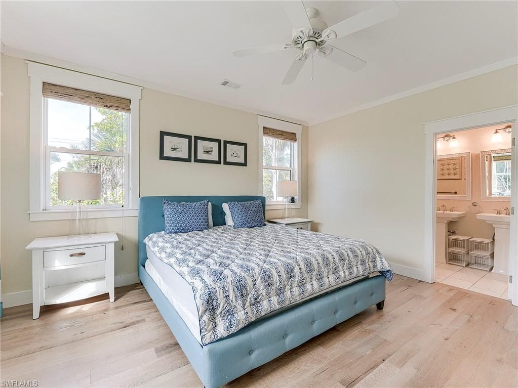 1550 Centre ST-12