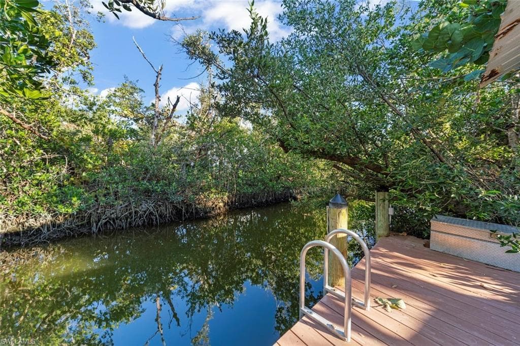 1056 S Yachtsman DR-23