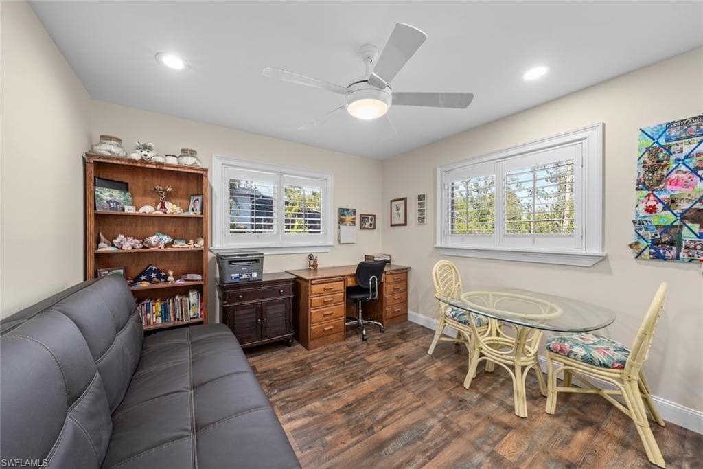 1056 S Yachtsman DR-17