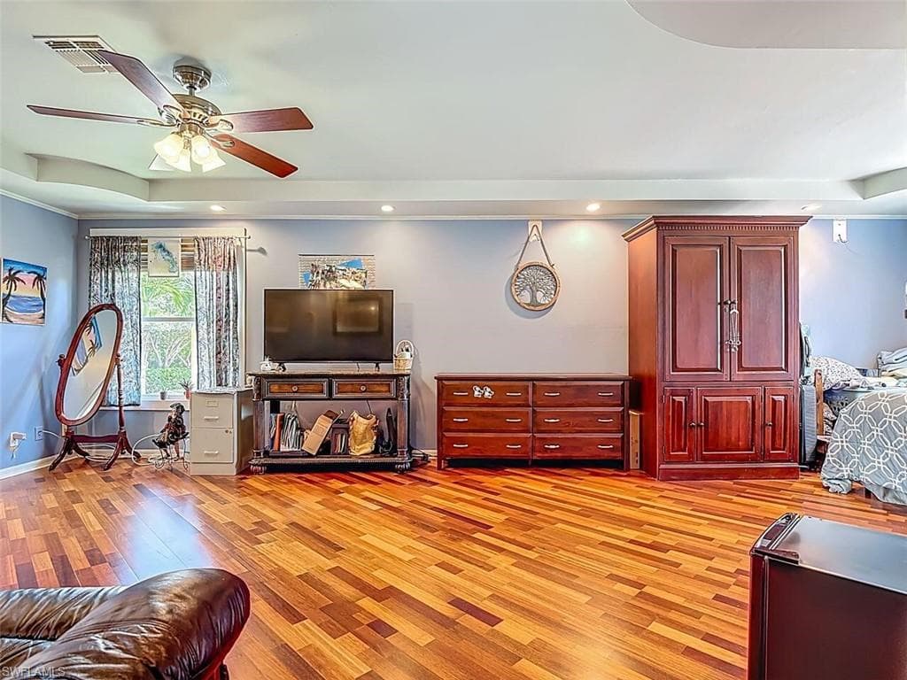 14991 Savannah DR-17