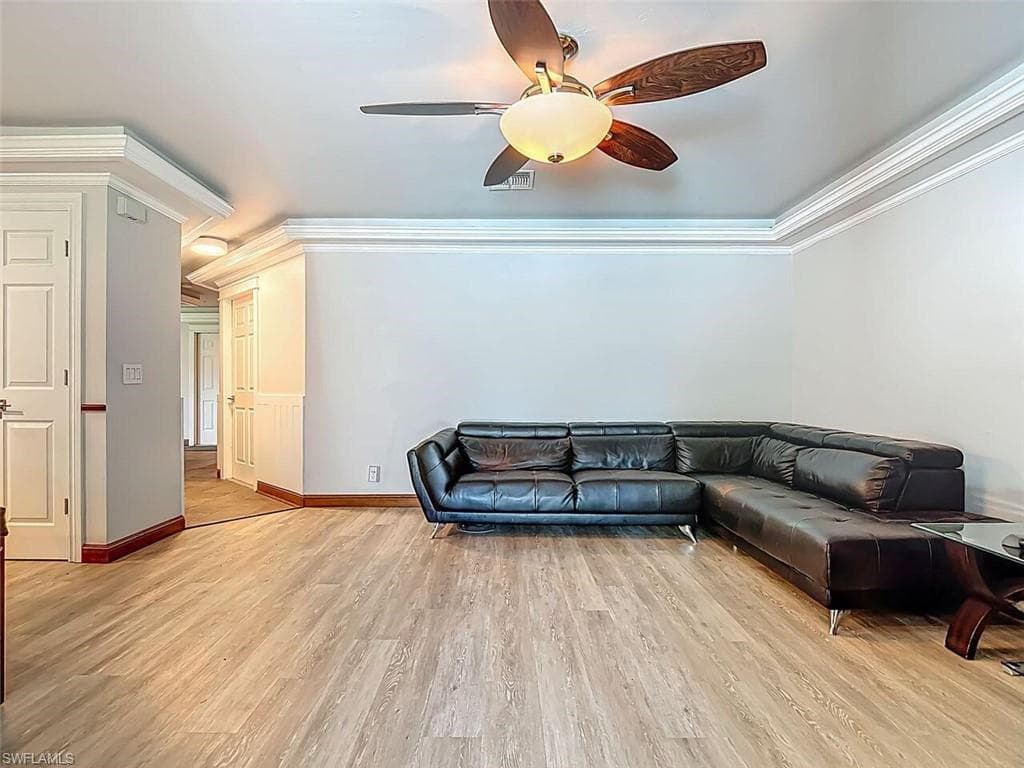 14991 Savannah DR-12