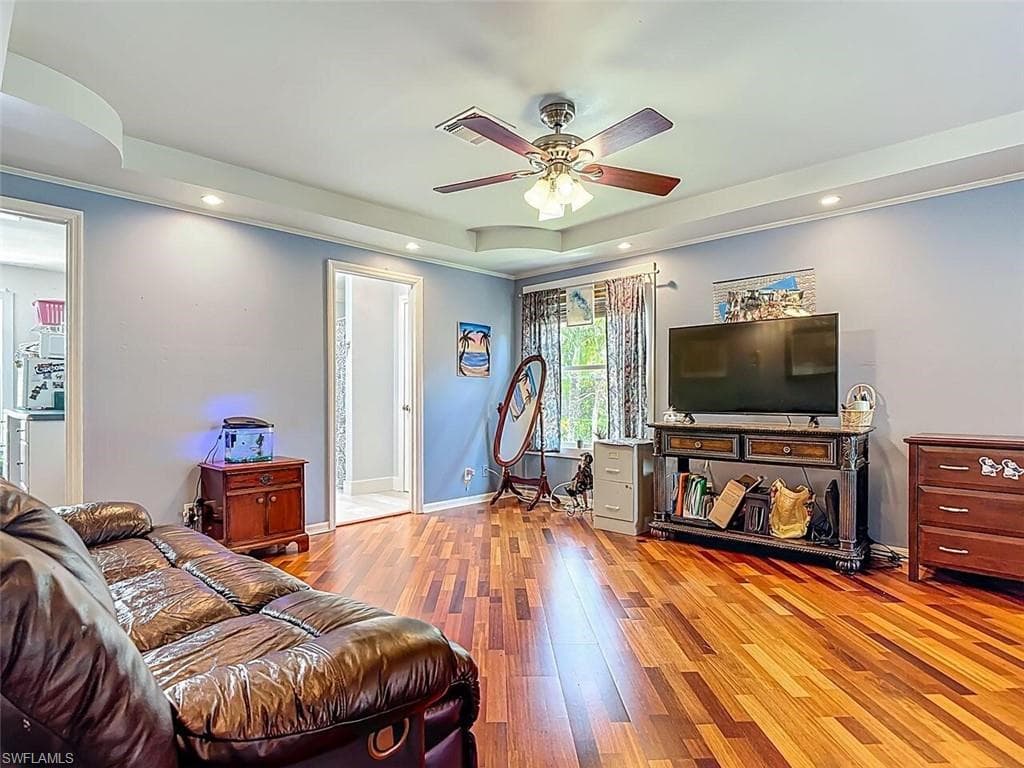 14991 Savannah DR-18