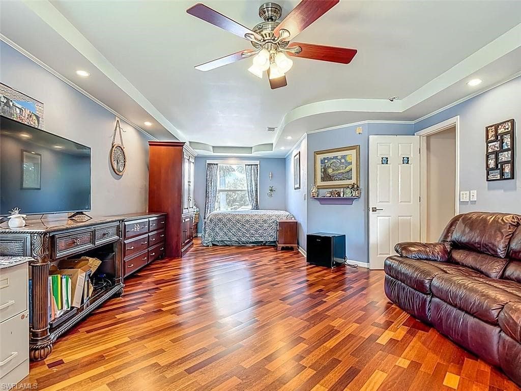 14991 Savannah DR-19