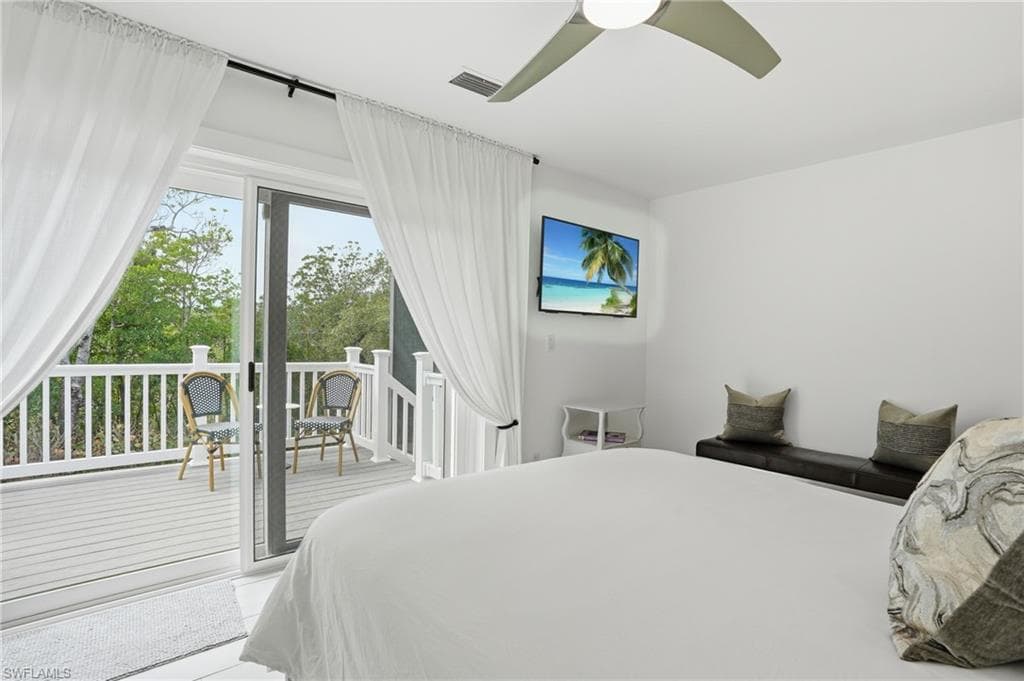 26 Fairview BLVD-22