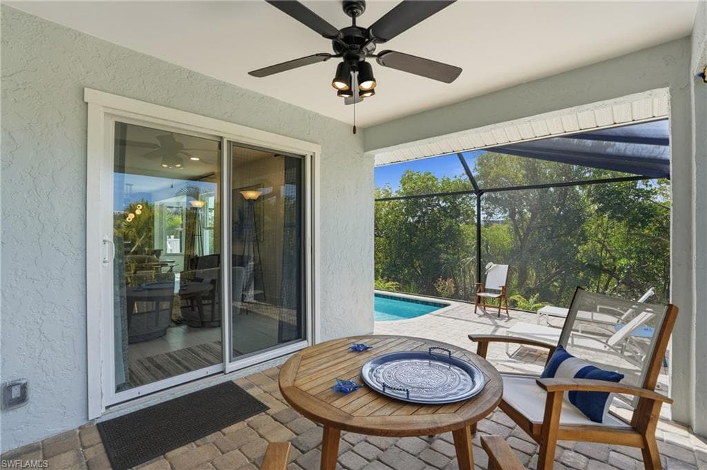 26 Fairview BLVD-34