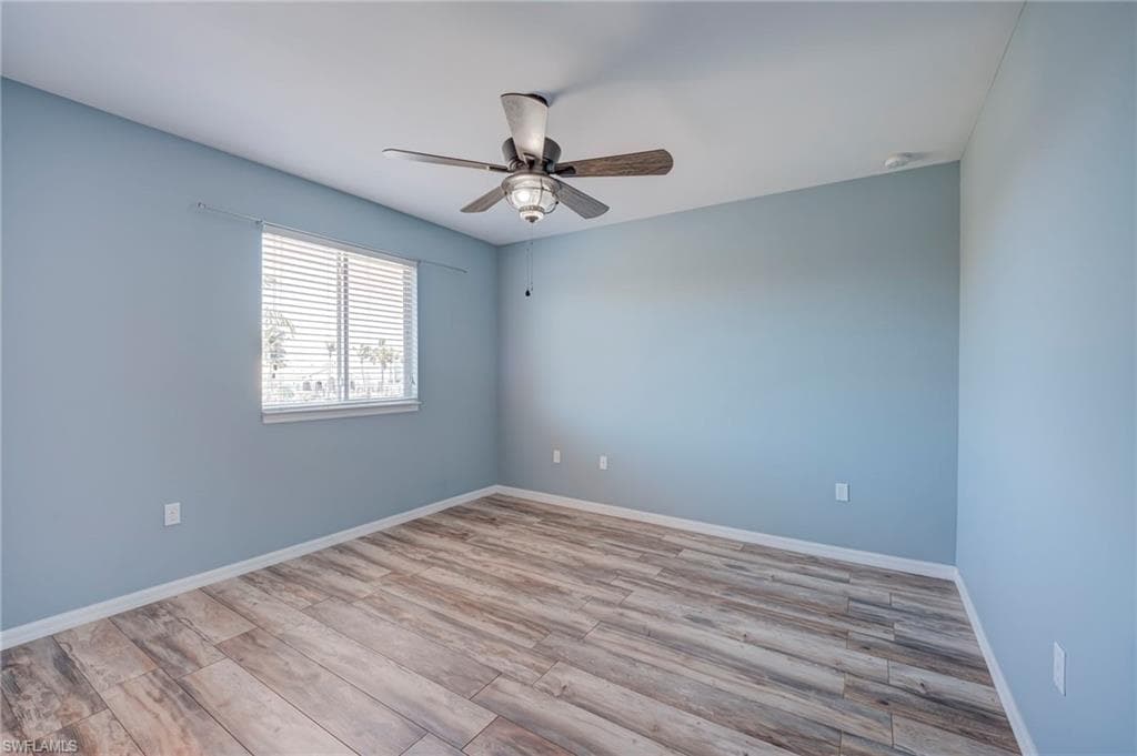 3935 Cherrybrook LOOP-12