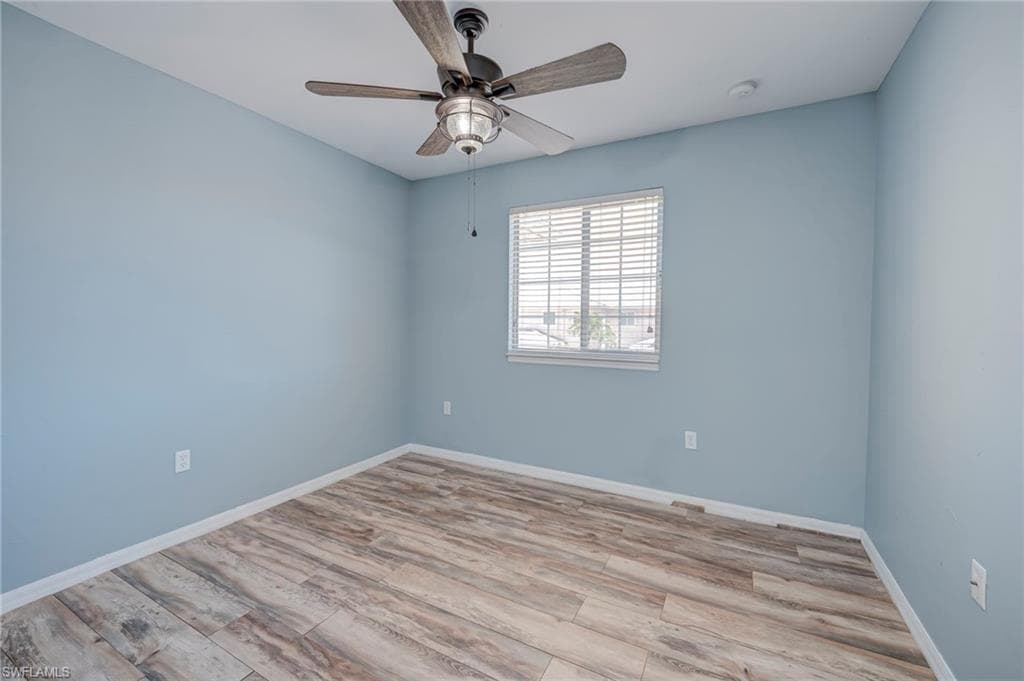 3935 Cherrybrook LOOP-21