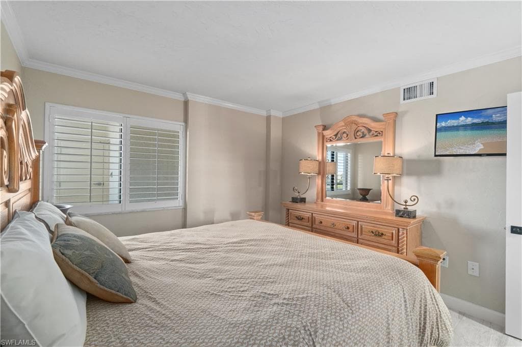 8400 Estero BLVD 303-21