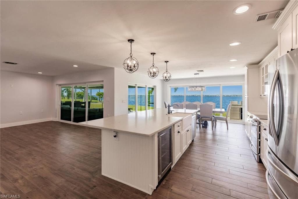 138 Riverview RD-12