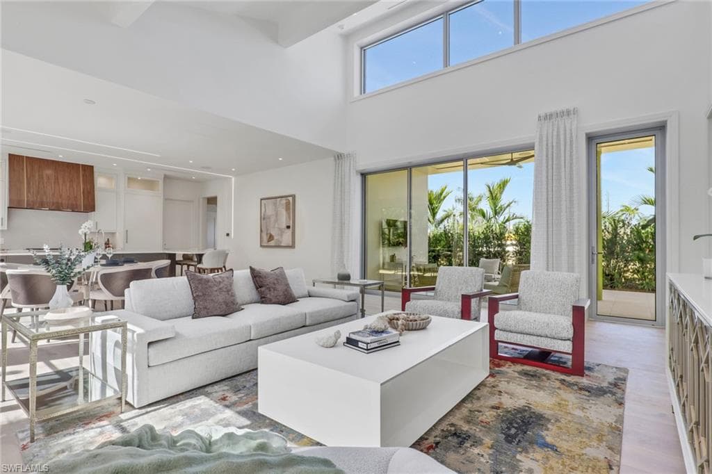 3724 Grove CIR-8