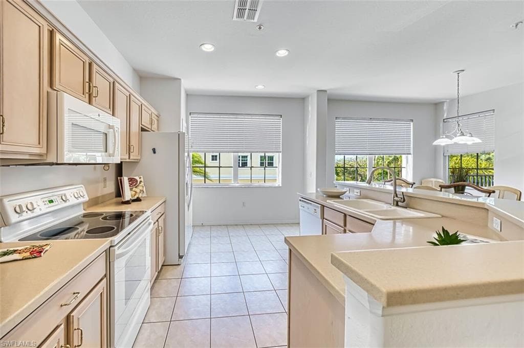 20021 Sanibel View CIR 101-12