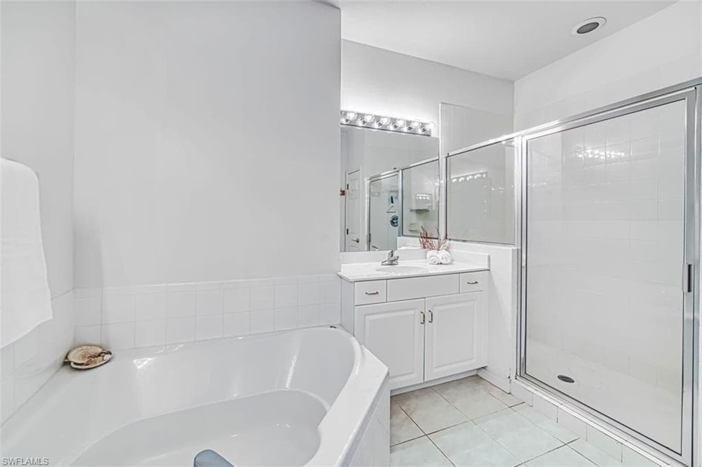 20021 Sanibel View CIR 101-26