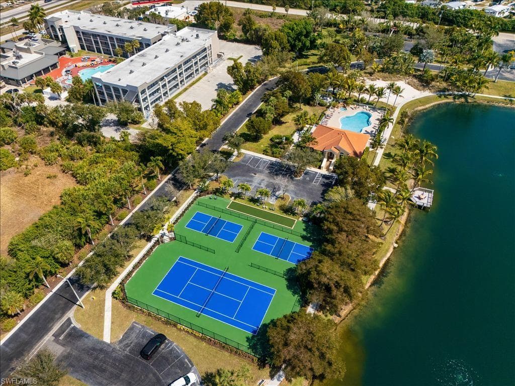 20021 Sanibel View CIR 101-39