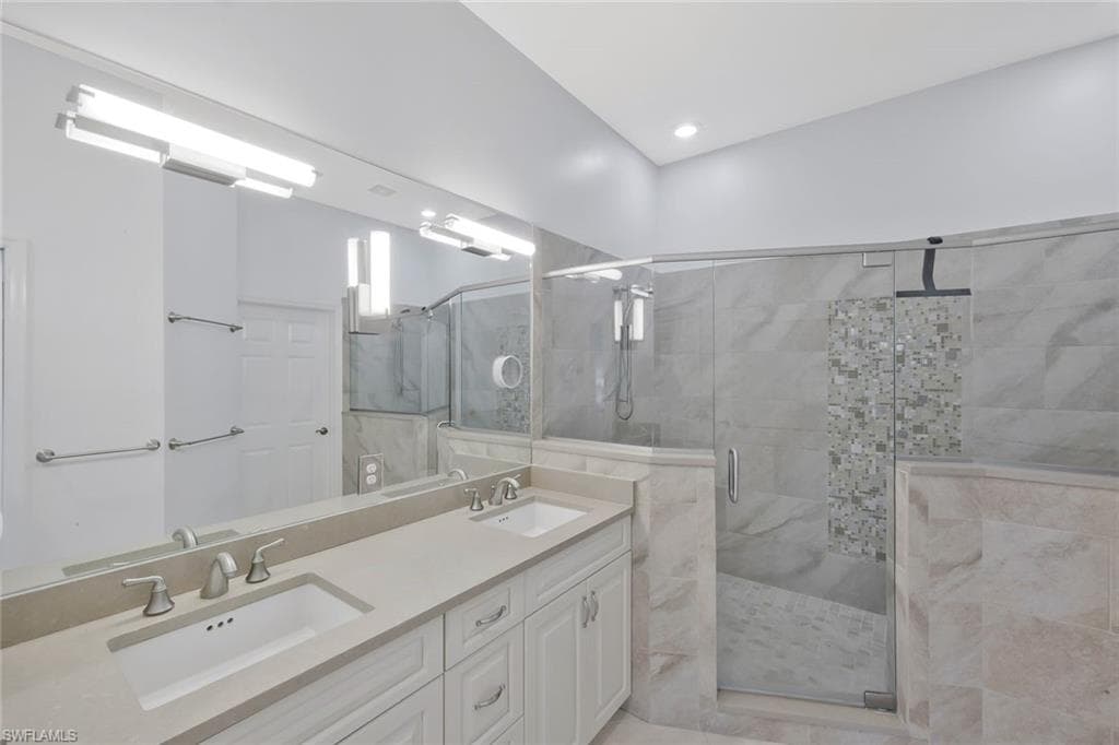 5095 Yacht Harbor DR 203-13