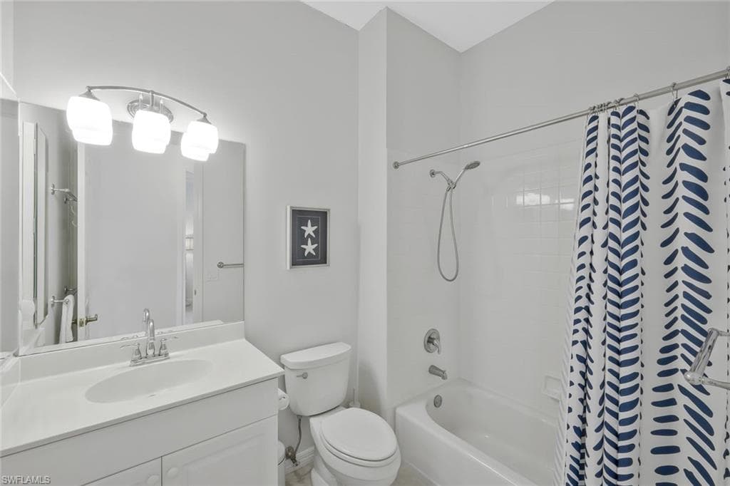 5095 Yacht Harbor DR 203-17
