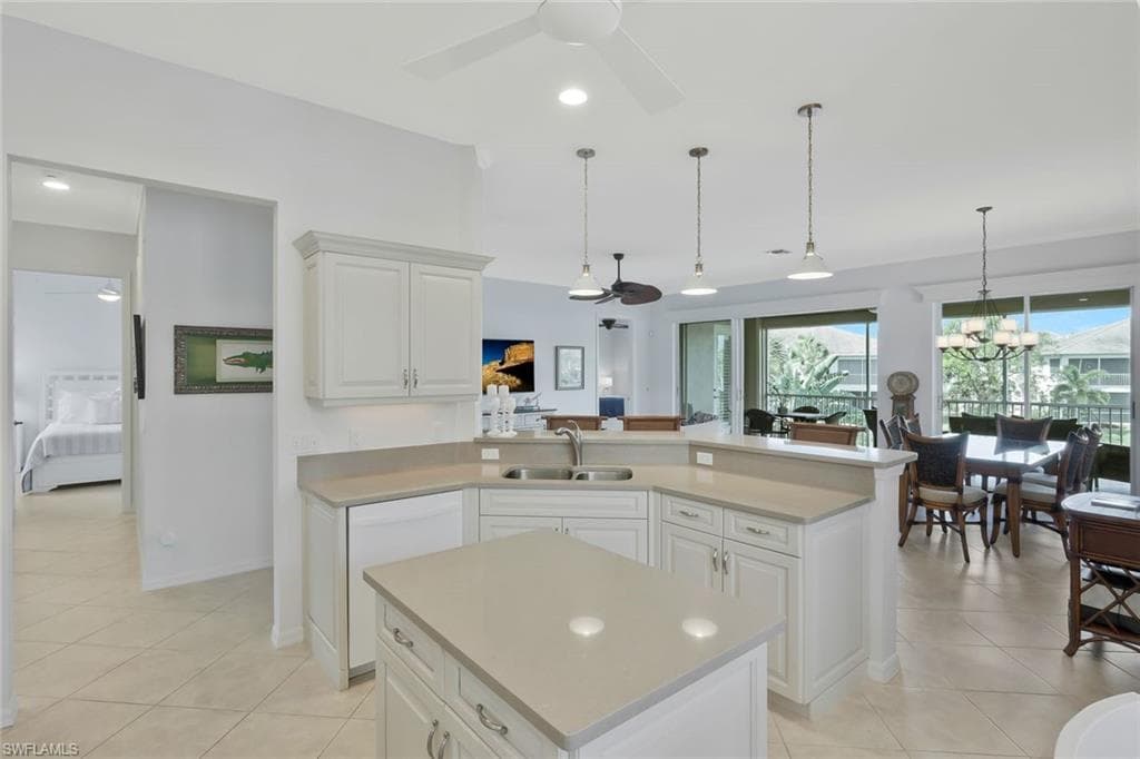 5095 Yacht Harbor DR 203-8
