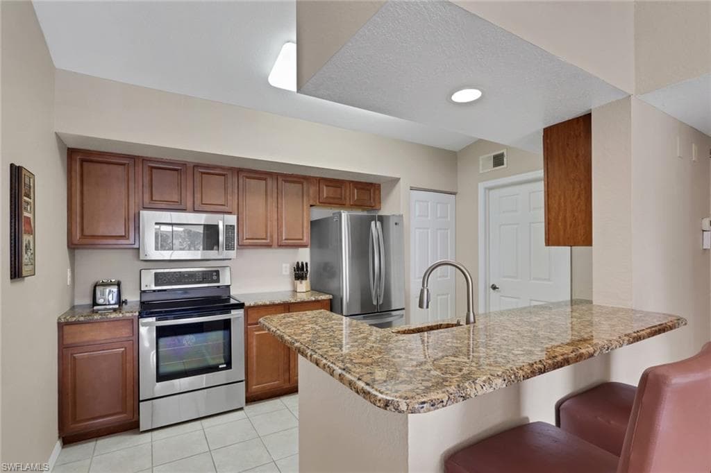4610 Saint Croix LN 1031-7