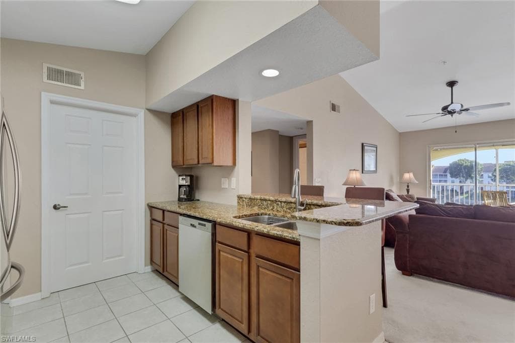 4610 Saint Croix LN 1031-8