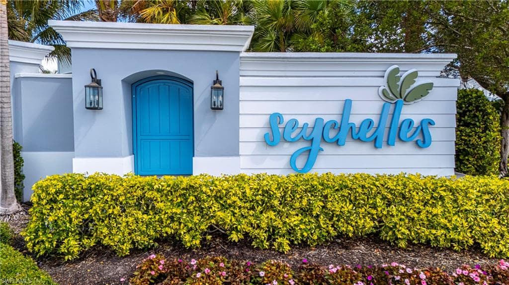 2561 Seychelles DR 304-28