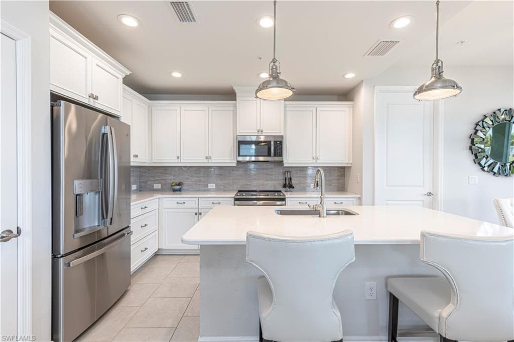 2561 Seychelles DR 304-14