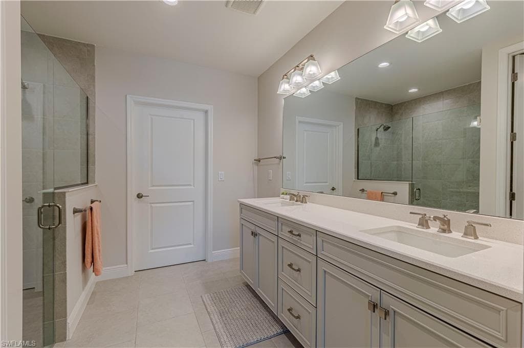 2561 Seychelles DR 304-21