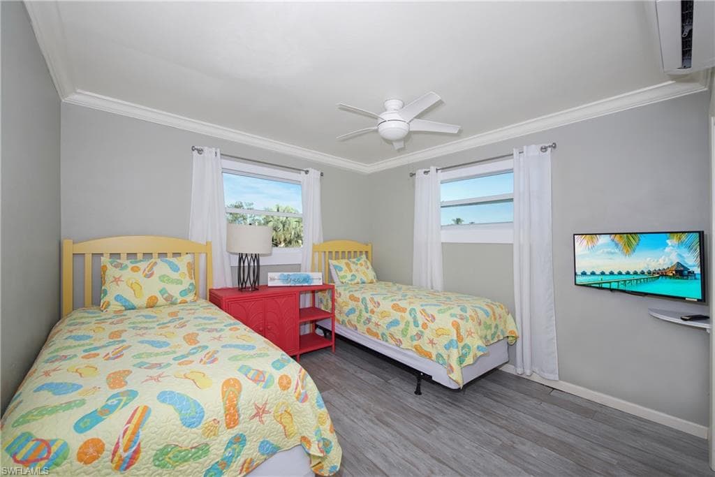 5440 Palmetto ST-28