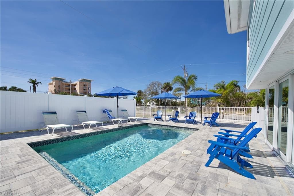 5440 Palmetto ST-38
