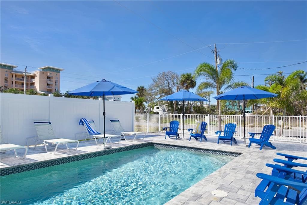 5440 Palmetto ST-14