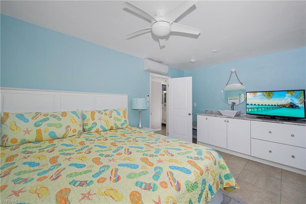 5440 Palmetto ST-18