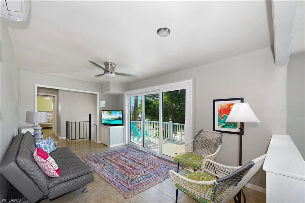 5440 Palmetto ST-11