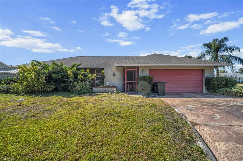 2172 Lochmoor CIR-2