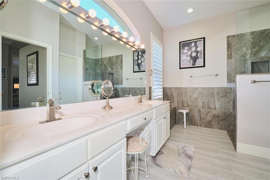 16412 Willowcrest WAY-37