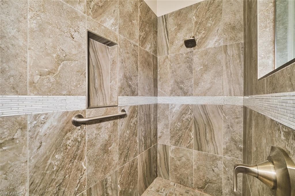 16412 Willowcrest WAY-39