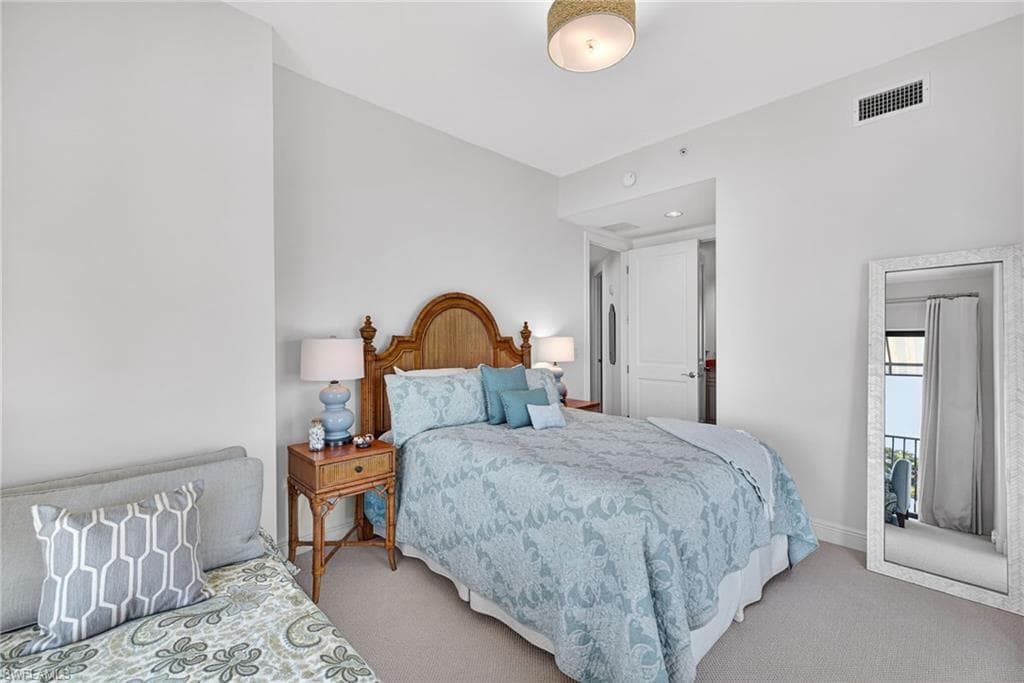 1540 5TH AVE S D305-20