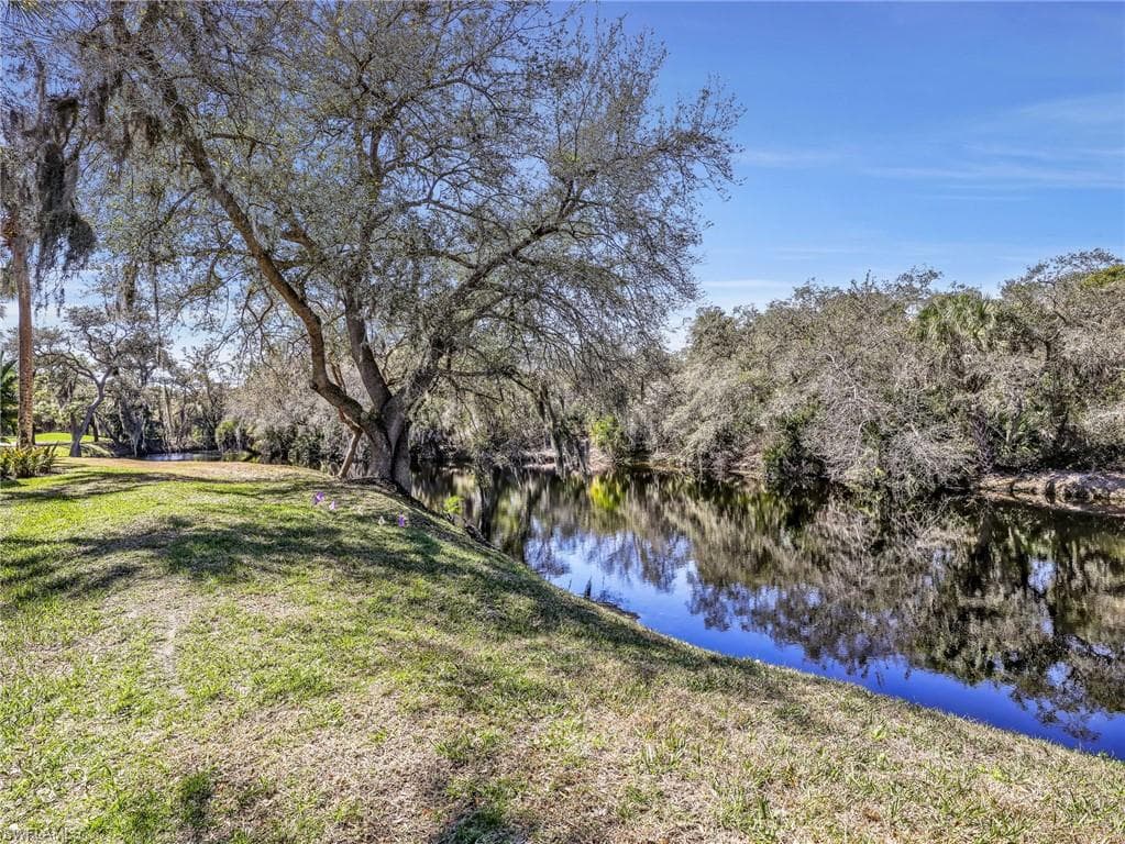 25220 Pelican Creek CIR 102-16