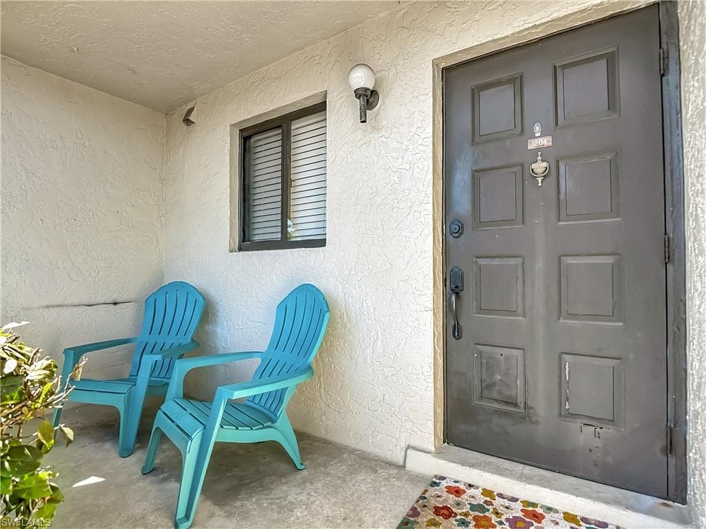 1201 Barrett RD 1204-5