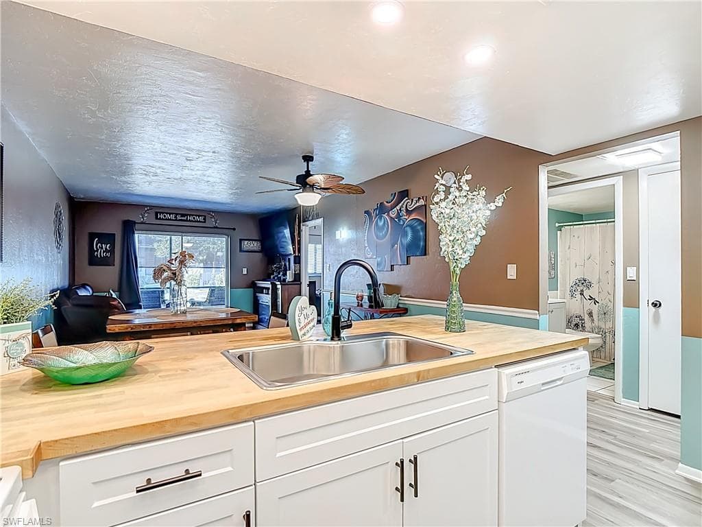 1201 Barrett RD 1204-9