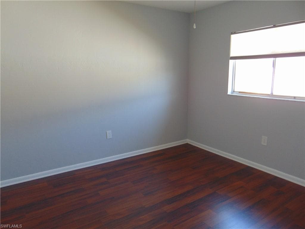 82 Johnnycake DR-23