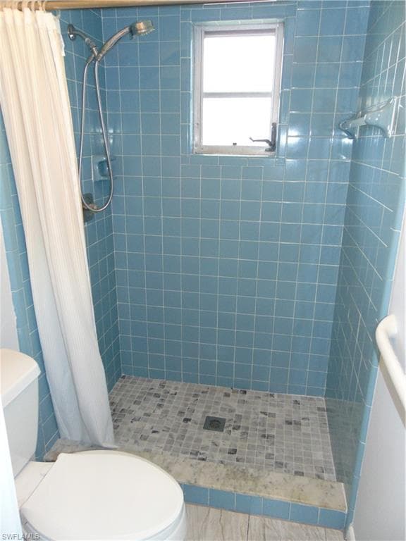 82 Johnnycake DR-13