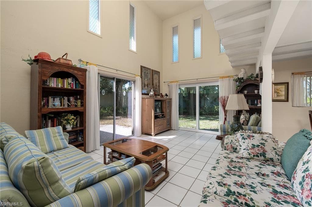 4280 Island CIR C-6
