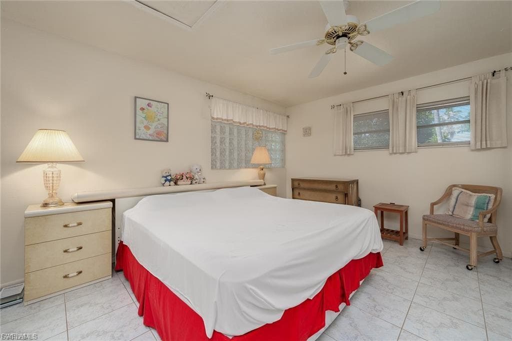 4280 Island CIR C-15