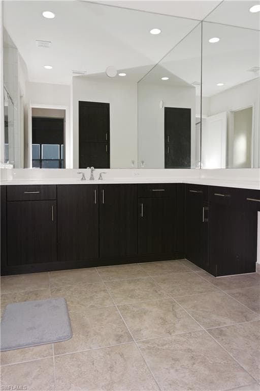 28559 Montecristo LOOP-17