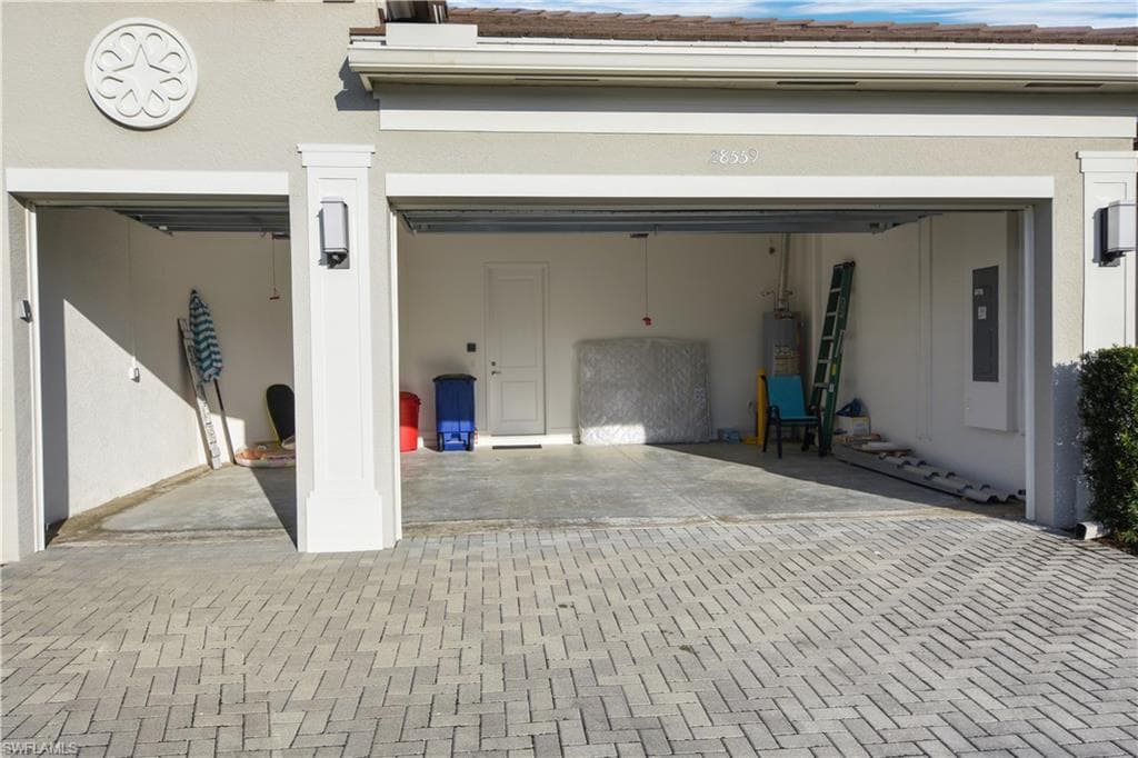 28559 Montecristo LOOP-20
