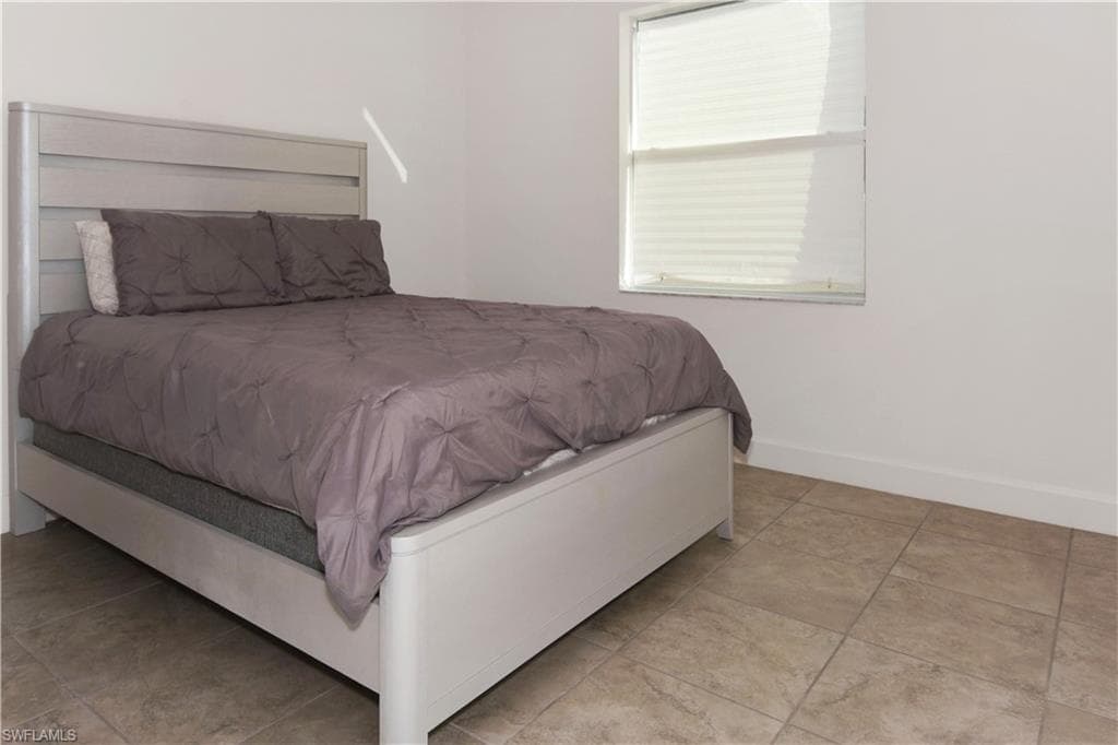 28559 Montecristo LOOP-11