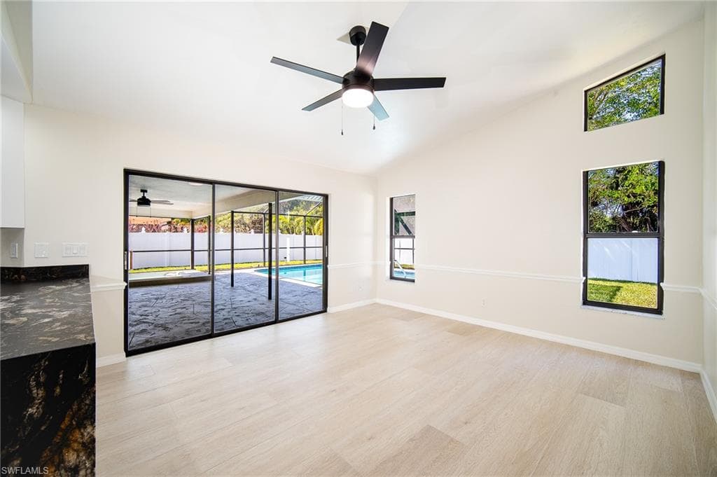 10731 Regent CIR-18