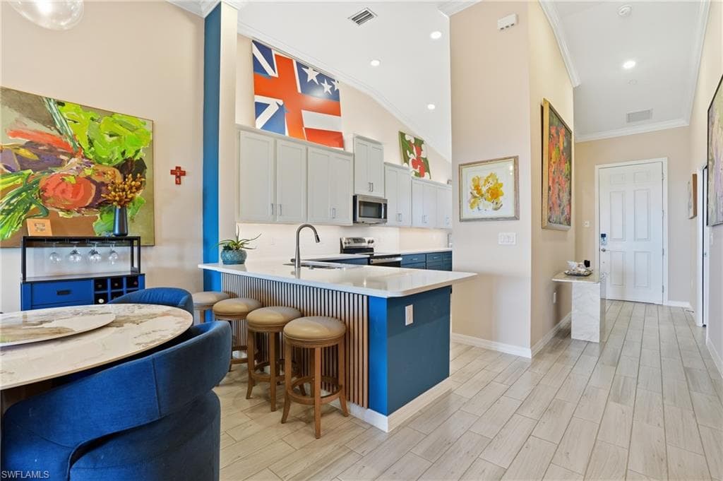 11861 Venetian Lagoon DR 203-7