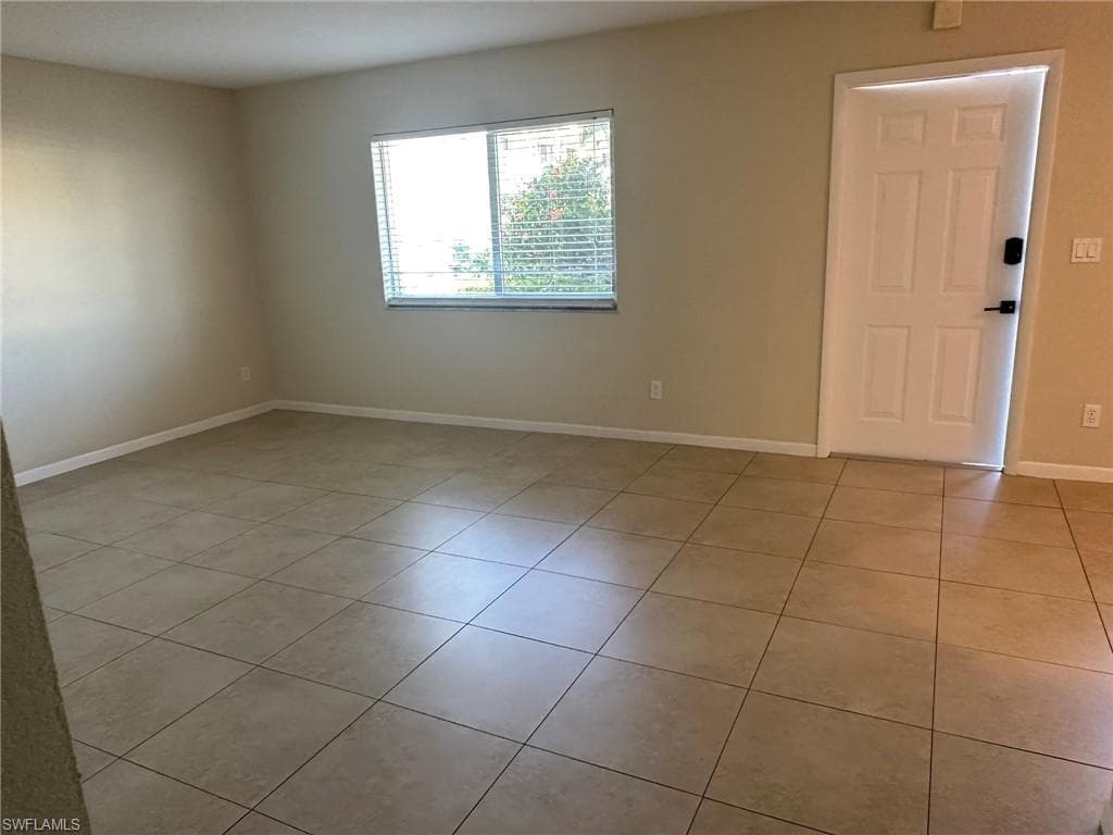 4621 Bayshore DR Q6-7