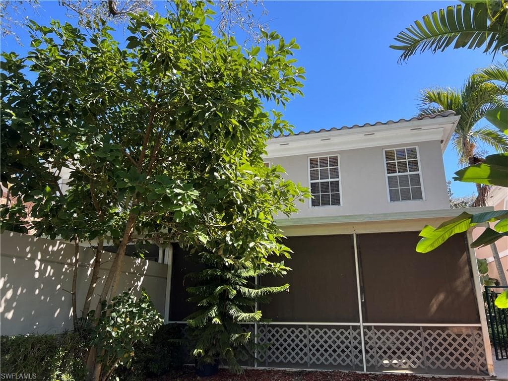 5365 Cove CIR 125-27