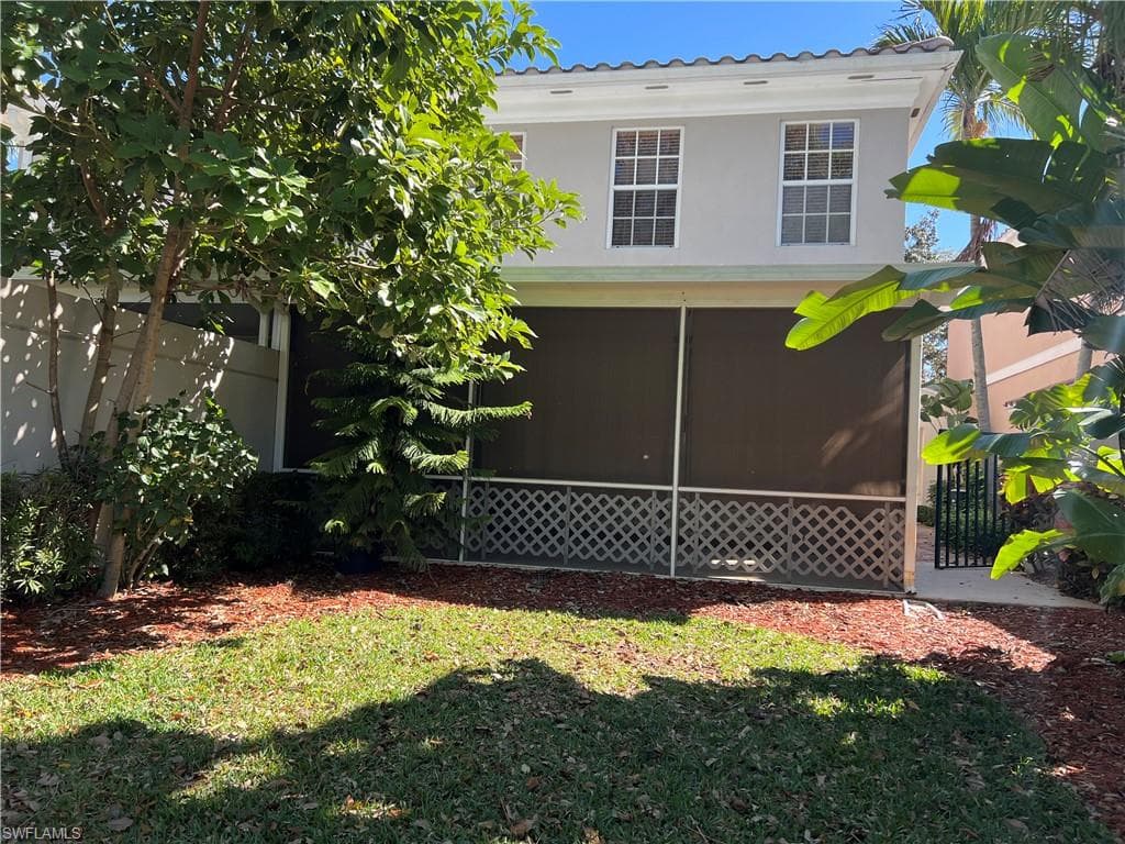 5365 Cove CIR 125-26